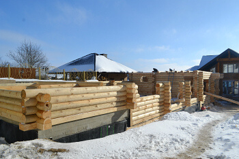 Особливості будівництва дерев'яного будинку взимку на прикладі нашого нового об'єкту в Надвірній